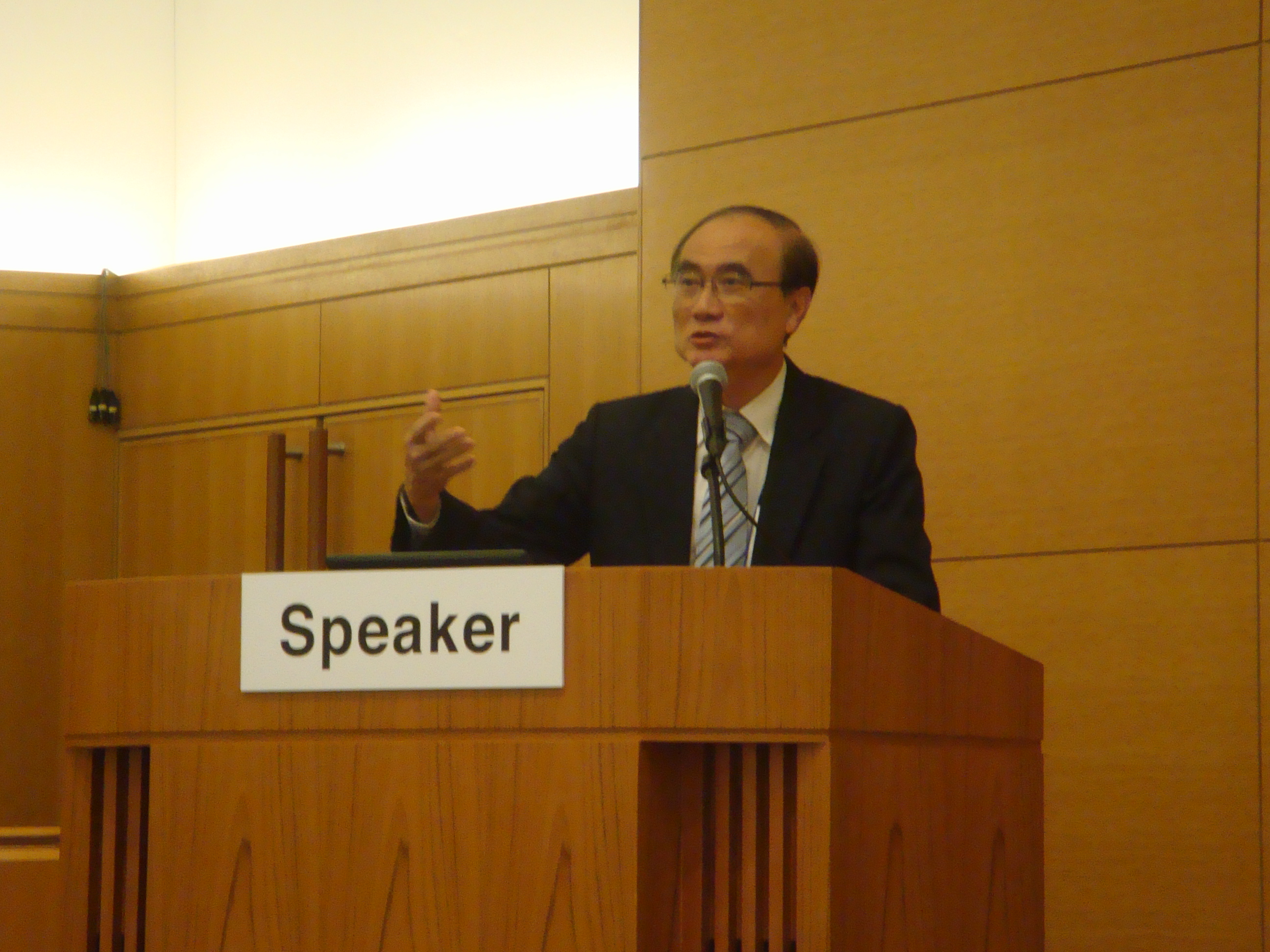 【3/16週三論壇-賴明詔院士】認識病毒